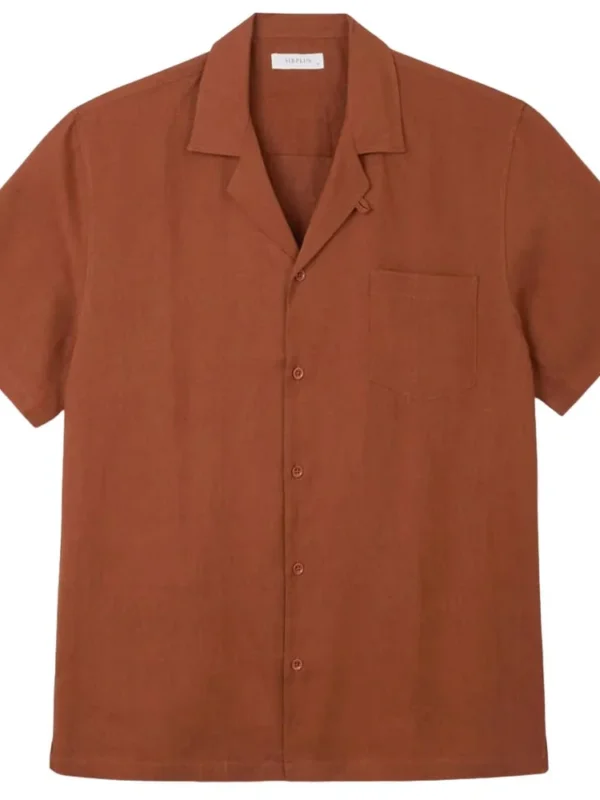 9 Short Sleeve Shirts to Buy for Summer (And How to Actually Wear Them)
