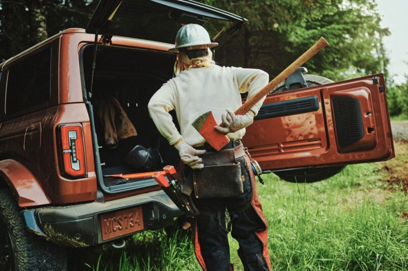 Bronco Filson removable door saddlebag close-up