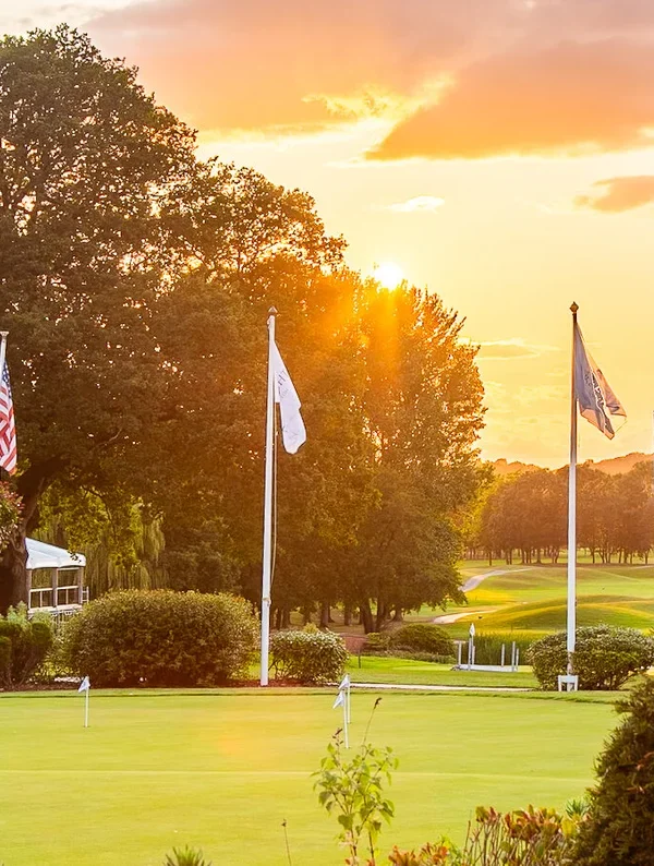 Why the Right Sportswear Matters on the Golf Course